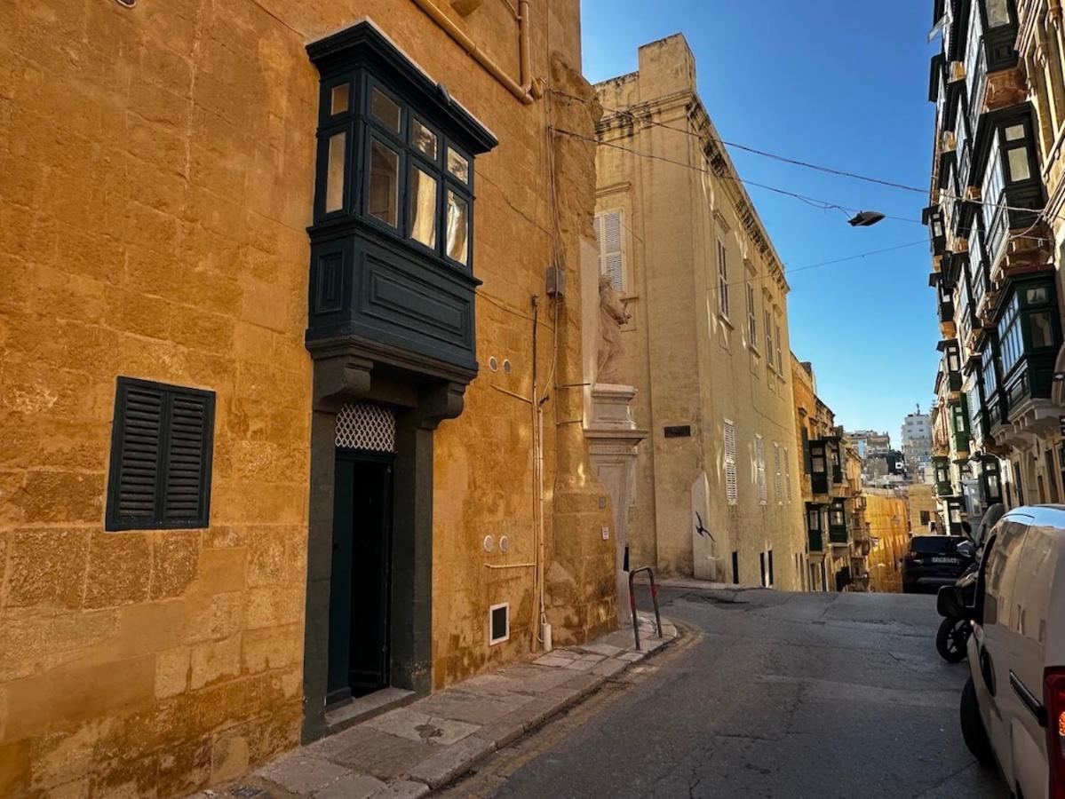 Capital City Apartment Valletta Bagian luar foto