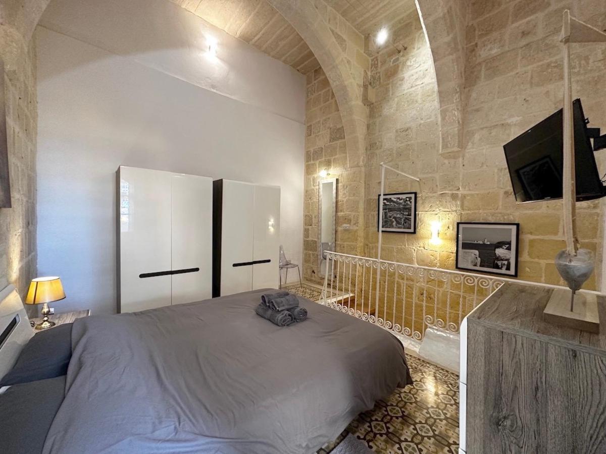 Capital City Apartment Valletta Bagian luar foto