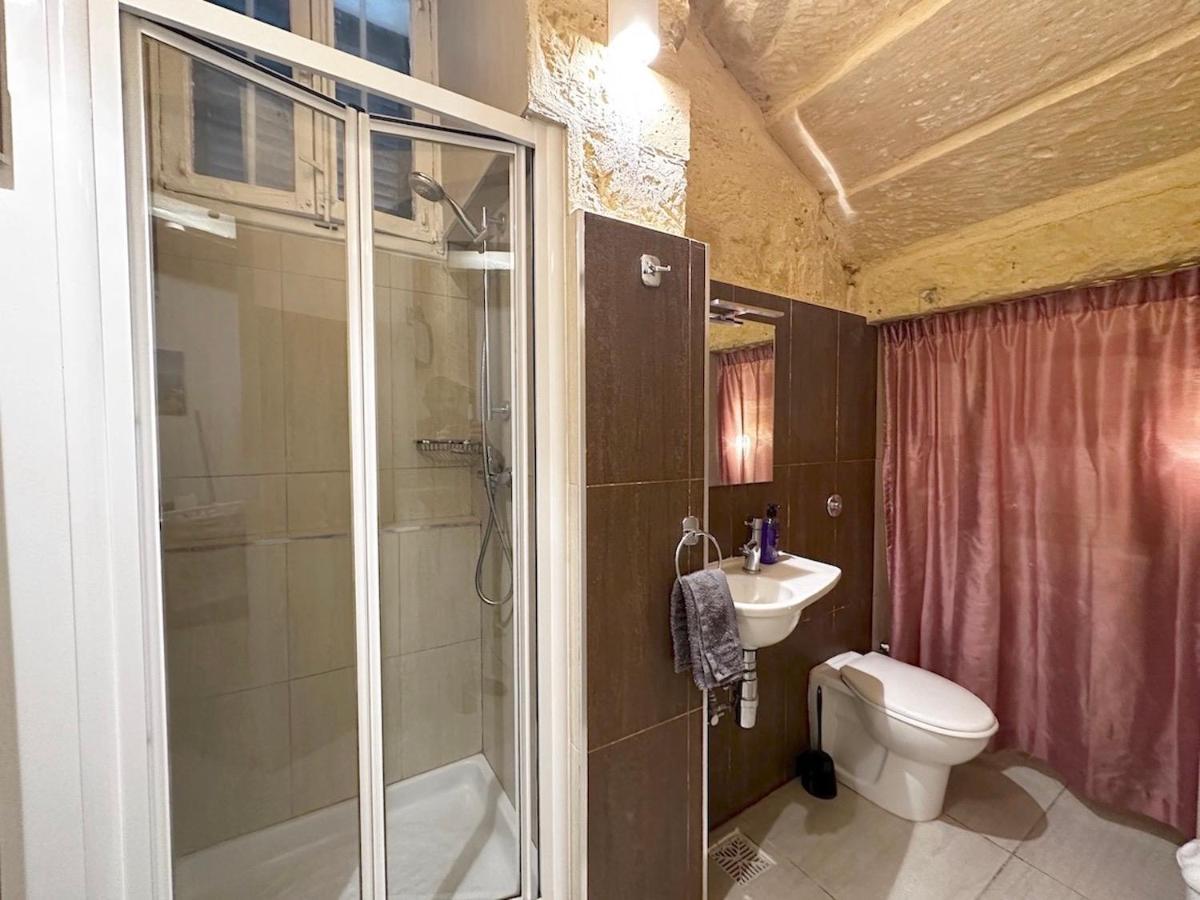 Capital City Apartment Valletta Bagian luar foto